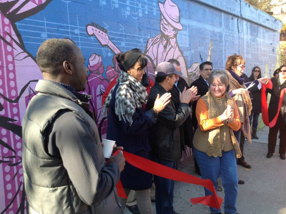 mural ribbon cutting
